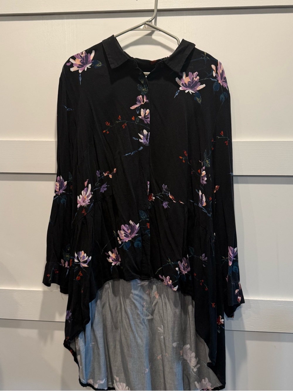 Ava & Viv Black Floral Women’s Flowy Blouse - Picture 2 of 10